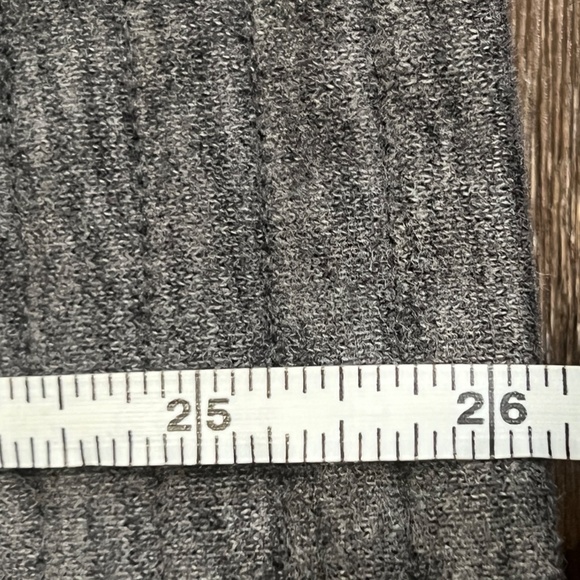 Lululemon Radiant II Women's Jacket Heather Gray Size 4 Cozy Zip Front Fleece - Picture 11 of 11